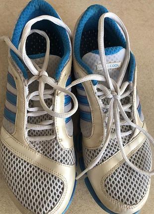 Кроссовки adidas