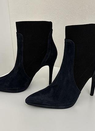 Ботинки женские замшевые bata