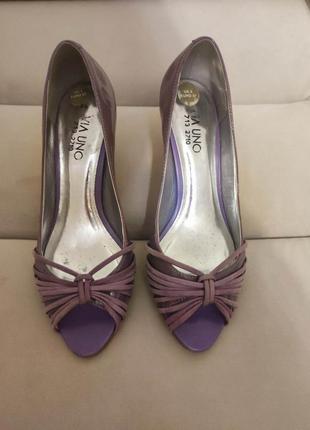 Туфлі бренду via uno.бразилія