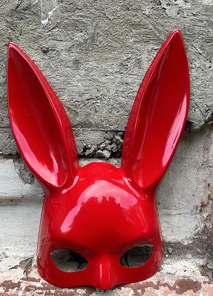 Маска кролика красная, длинные уши , пластик, зайка