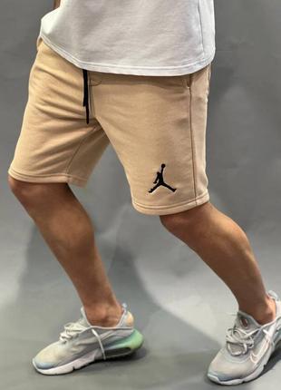 Мужские шорты / качественные шорты air jordan в бежевом цвете на лето
