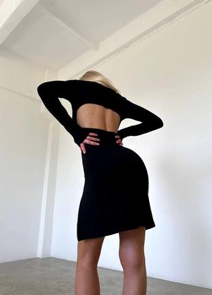 Платье короткое черное однотонное на длинный рукав с разрезом по ноге на молнии качественное стильное3 фото