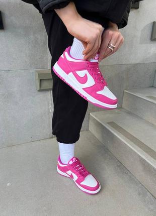 Нереальні кросівки nike sb dunk active fuschia яскраво рожеві5 фото