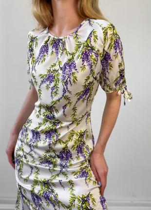 Нежное летнее платье миди в цветочный принт7 фото
