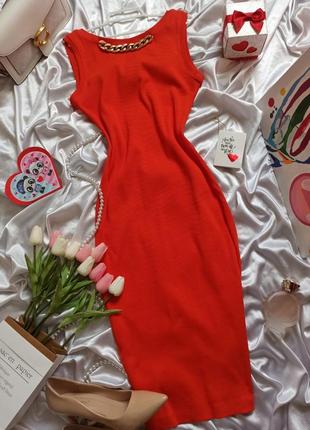 Сукня в рубчик з ланцюжком помаранчева теракотова