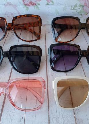 Сонцезахисні квадратні окуляри оверсайз градієнтом реетро очки uv4001 фото