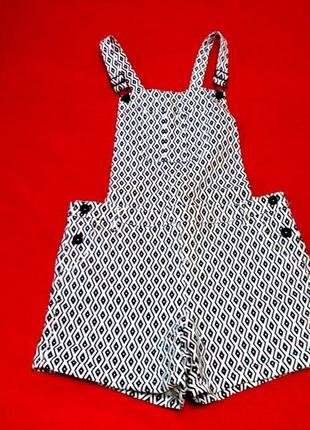 Джинсовий комбінезон з шортами denim co,на струнку леді.