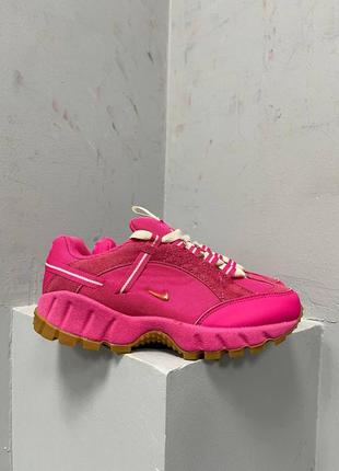 Розкішні жіночі кросівки nike air humara lx jacquemus pink flash яскраво-рожеві6 фото