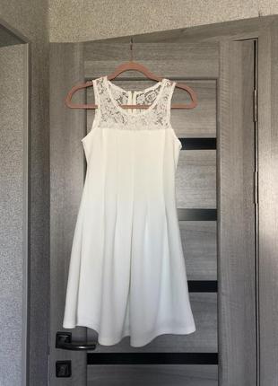Нежное вафельное платье с кружевом платье с кружевными вставками1 фото
