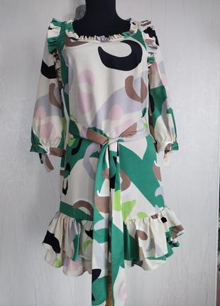 Яскрава сукня diane von furstenberg