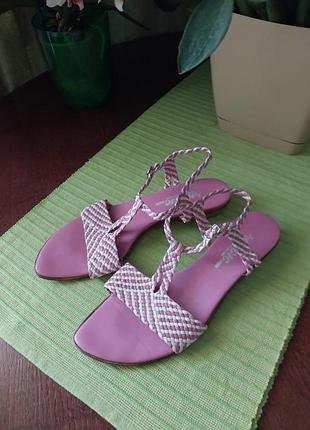 Босоніжки  р.38