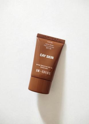 Сонцезахисний крем з ефектом сяйва з spf 45 і ніацинамідом cay skin isle glow face lotion spf 45