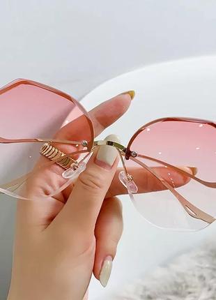 Окуляри очки рожеві іміджеві стильні модні в стилі 70-х нові