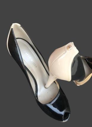 Туфли на каблуке черные бежевые италия праздничные целегантные классические5 фото