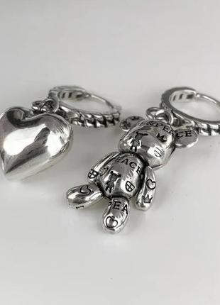 Сережки серьги кільця s925 з кулоном сердце 🖤 ведмедик срібні стильні нові2 фото