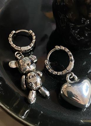 Сережки серьги кільця s925 з кулоном сердце 🖤 ведмедик срібні стильні нові5 фото