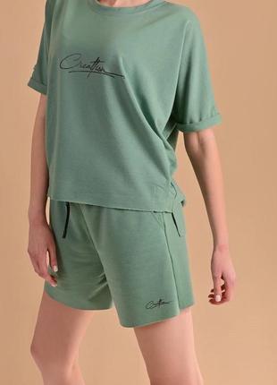Летний костюм с шортами разные цвета шорты футболка
