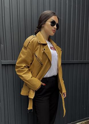 Трендова шкіряна косуха