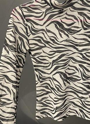 Напівпрозора сітка в анімалістичний принт