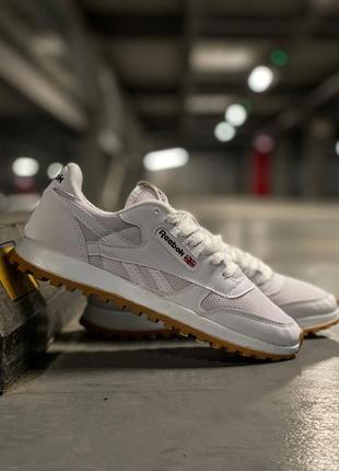 Reebok classic white