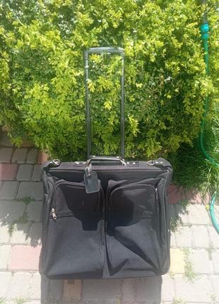 Продам большой чемодан портплед от немецкого производителя