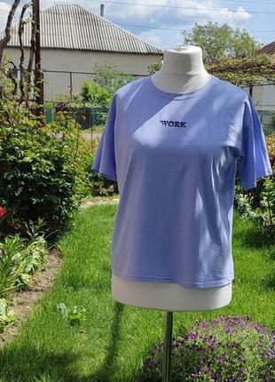 Футболка голубого цвета