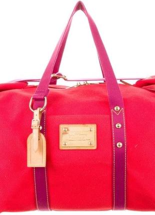 Червона сумка,велика сумка,яскрава сумка ,сумка на коротких ручках
