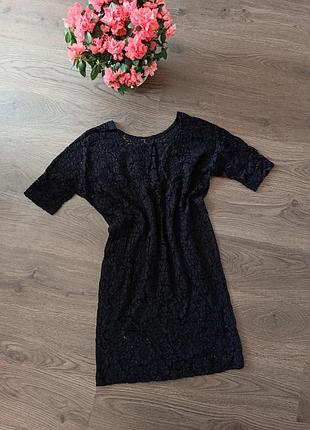 Платье женское в идеальном состоянии