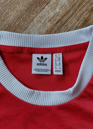 Женская футболка adidas monogram 3-stripes in scarlet red5 фото