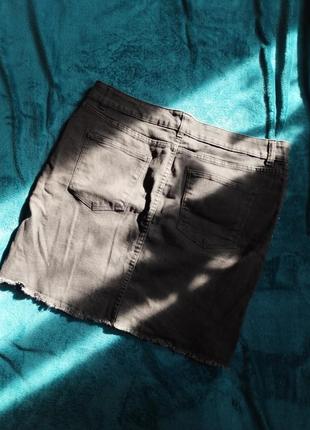 Джинсовая юбка с вышивкой3 фото