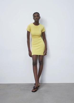 Желтое трикотажное платье zara4 фото
