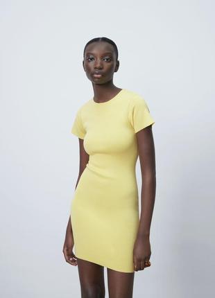 Желтое трикотажное платье zara1 фото