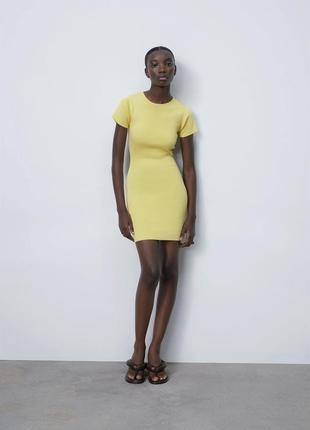 Желтое трикотажное платье zara3 фото