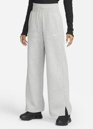 Женские брюки с высокой талией nike sportswear phoenix fleece women's high-waisted wide-leg tracksuit