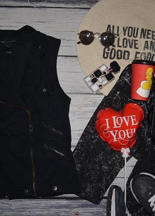 М ультрамодная женская жилетка - косуха с декоративными застежками mango манго