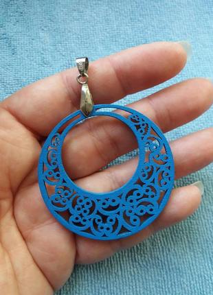 Подвеска из дерева ажурное колечко