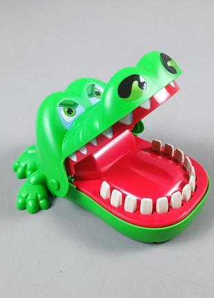 Гра "веселий крокодил" арт. t828 (72шт) крокодил-зубастик, р-р13, 5*16*8, 5см, короб. 15, 5*15, 5*9см