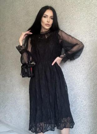 Платье черная и белая в цветы (универсального размера) шубка размера s, стеганая куртка и черная куртка от h&m, куртка puma размера s