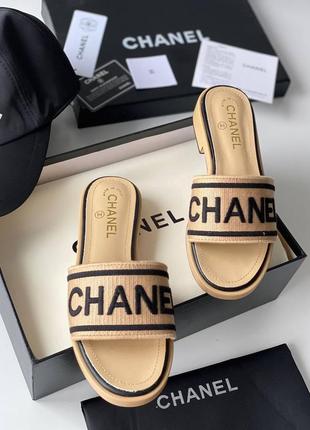 Капці, тапочки у стилі chanel