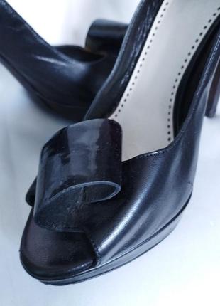 Туфлі з відкритии пальчиками на шпильці5 фото