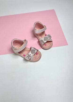 Босоножки на девочку - стильные фирменные сандалики2 фото