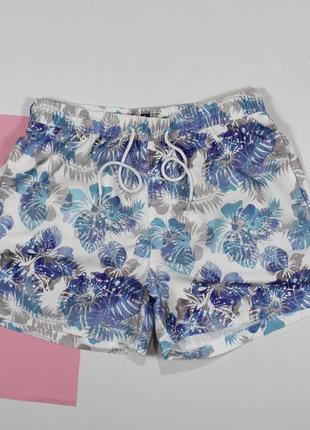 Симпатичные шорты с флорой от f&amp;f