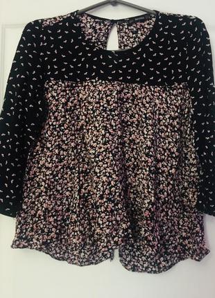 Укрроченная сорочка в квітковому принті