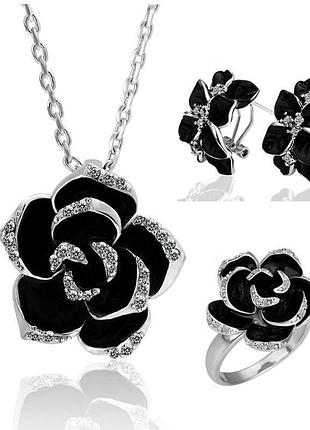 Шикарний комплект з кристалами Swarovski