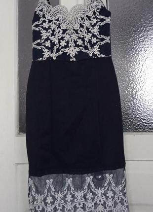 Вечернее платье с вышивкой на бретелях2 фото
