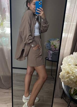 Базовый костюм: рубашка+шорты. ткань легкая и приятная к телу. рубашка в стиле oversize