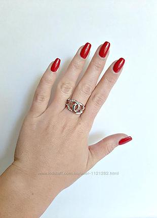 Шикарне золотисте кільце зі стразами в стилі шанель жіноче кільце, р.16