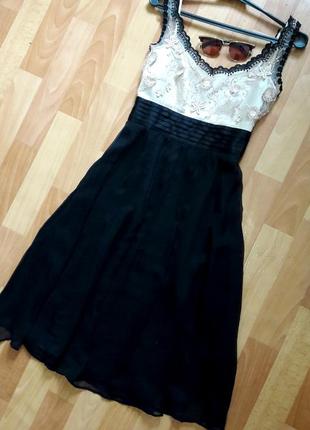 Розкішна сукня міді