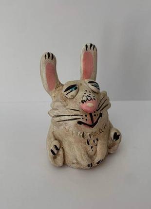 Скульптура керамическая, статуэтка из керамики, фигурка из керамики "заяц", "кролик"1 фото