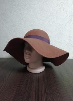 Капелюх жіночий бренд